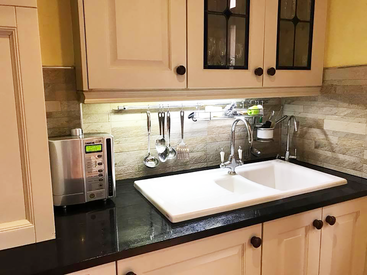Kangen Alkaline Water Filter machine London UK