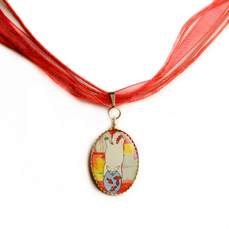 Red chiffon necklace with "Red fish" pendant 00527