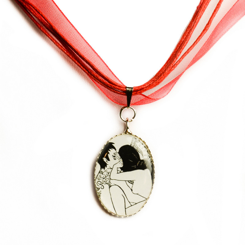 Red chiffon necklace with "Lovers" pendant 00533