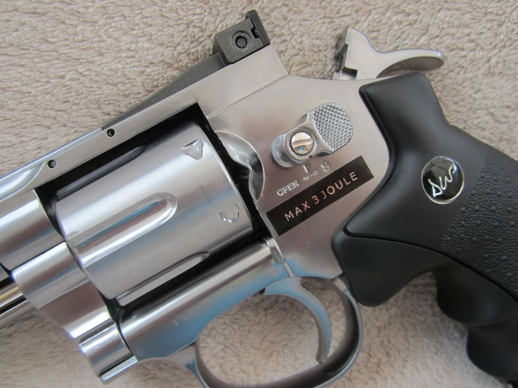 ASG Dan Wesson 2.5 Silver