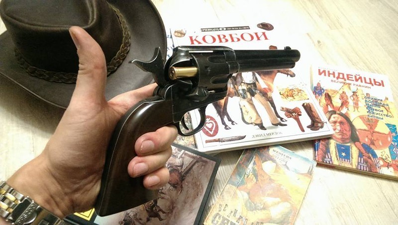 Револьвер Umarex Colt Single Action Army (SAA) .45 Antique, пулевой (5,5")