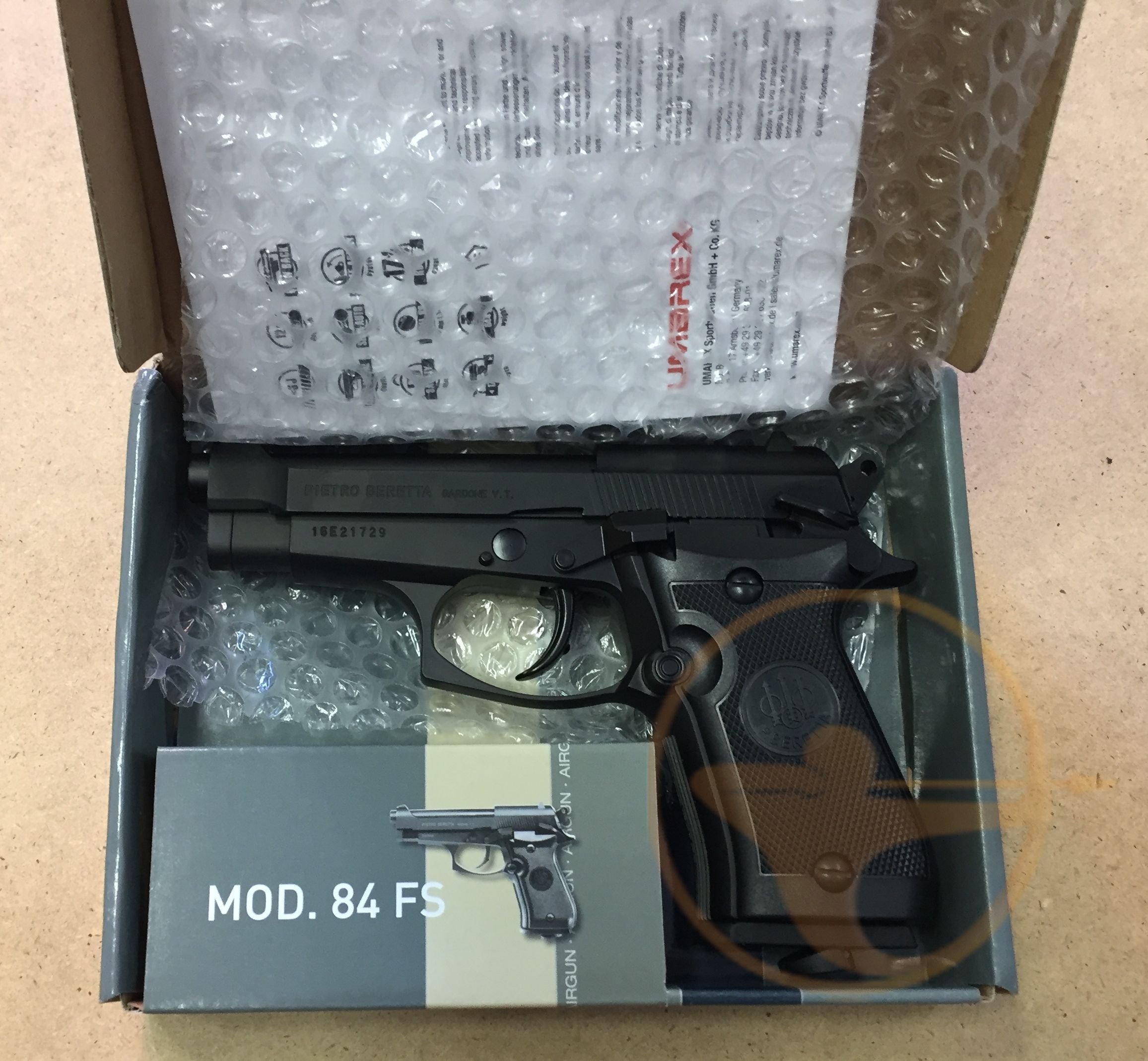 Пистолет Umarex Beretta M84 FS