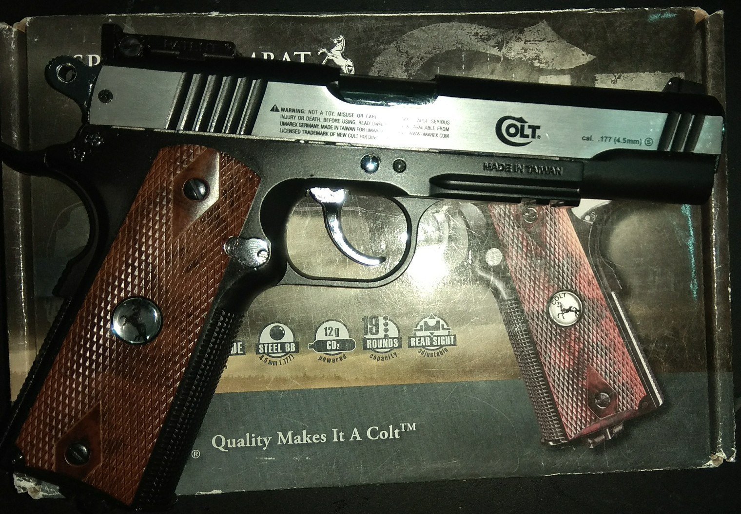 Пистолет Umarex Colt Special Combat