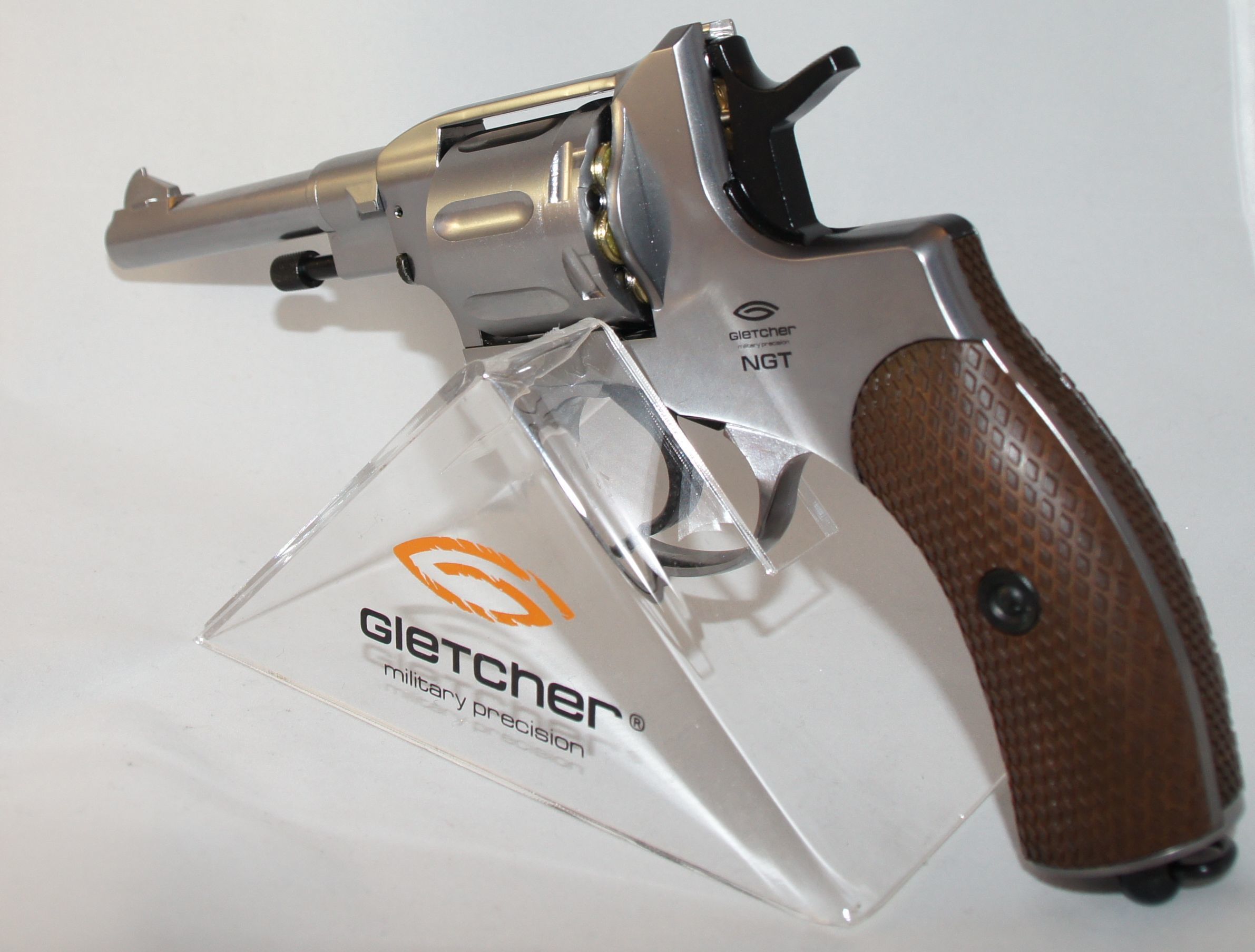 Револьвер Gletcher NGT F Silver