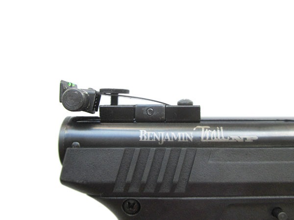 Пистолет Crosman Benjamin Trail NP