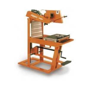 14 Masonry Saw Bench
