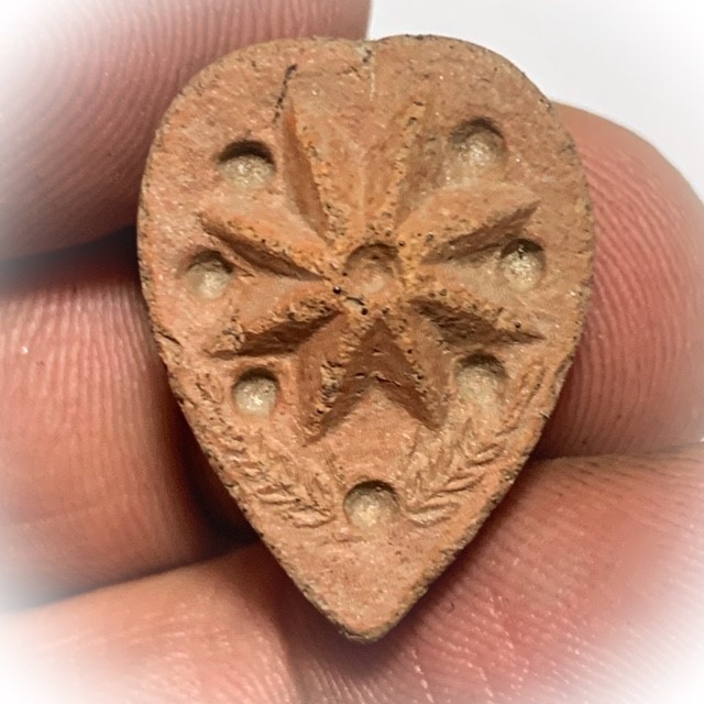 Daw Nai Pan Nai Pon Nuea Pong Aathan Early Era Lucky Star Amulet Luang Por Pina Free EMS Worldwide