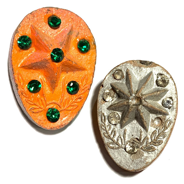 Daw Nai Pan Nai Pon 2 Sided Lucky Star with Ploi Sek Gems Luang Por Pina Wat Sanom Lao 03744