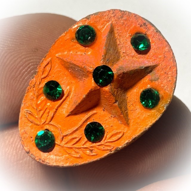 Daw Nai Pan Nai Pon 2 Sided Lucky Star with Ploi Sek Gems Luang Por Pina Wat Sanom Lao