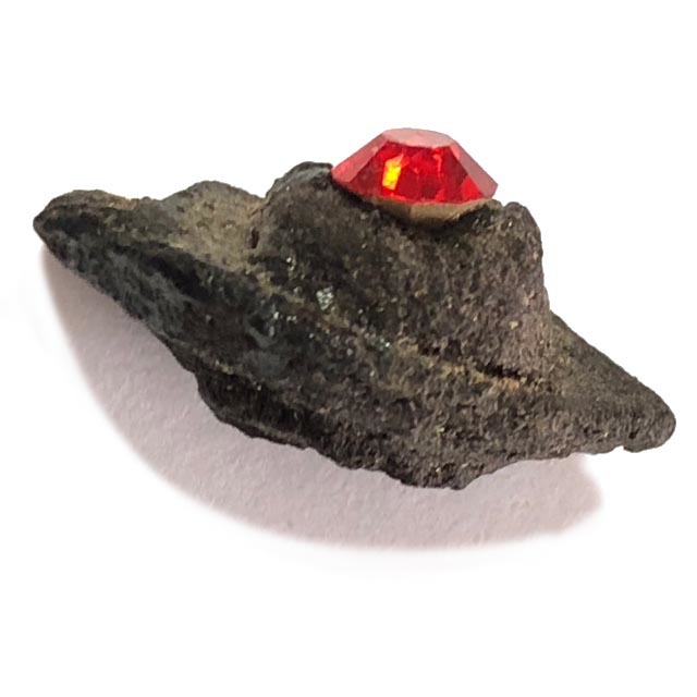 Duang Ta Aathan Pim Lek Nuea Pong Prai Luan Fang Ploi Daeng Early Era Shiva Eye Red Gemstone Luang Por Pina