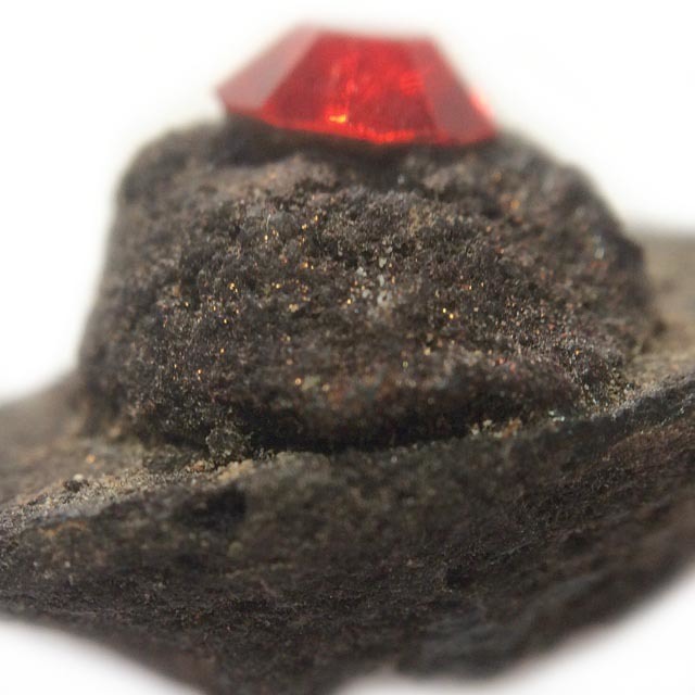 Duang Ta Aathan Pim Lek Nuea Pong Prai Luan Fang Ploi Daeng Early Era Shiva Eye Red Gemstone Luang Por Pina