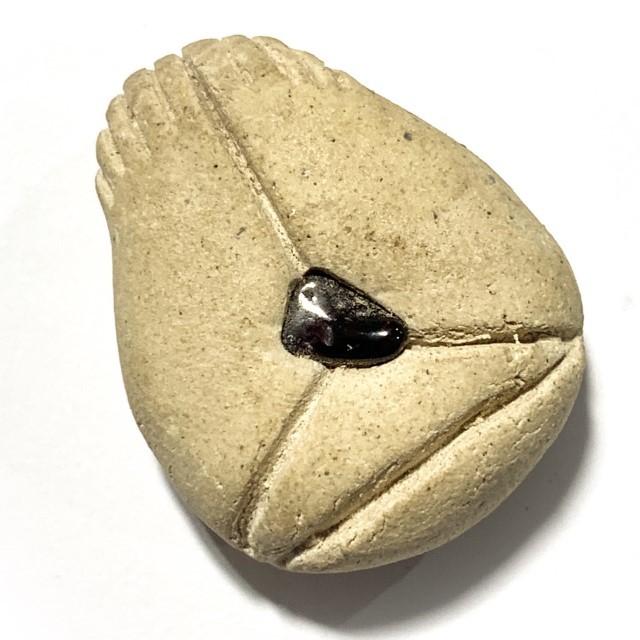 Pra Pid Ta Putto Nuea Poon Sek Pim Plod Nee Ongk Kroo Fang Ploi Ruby Insert Hand Inscription Mae Chee Bun Ruean 03753