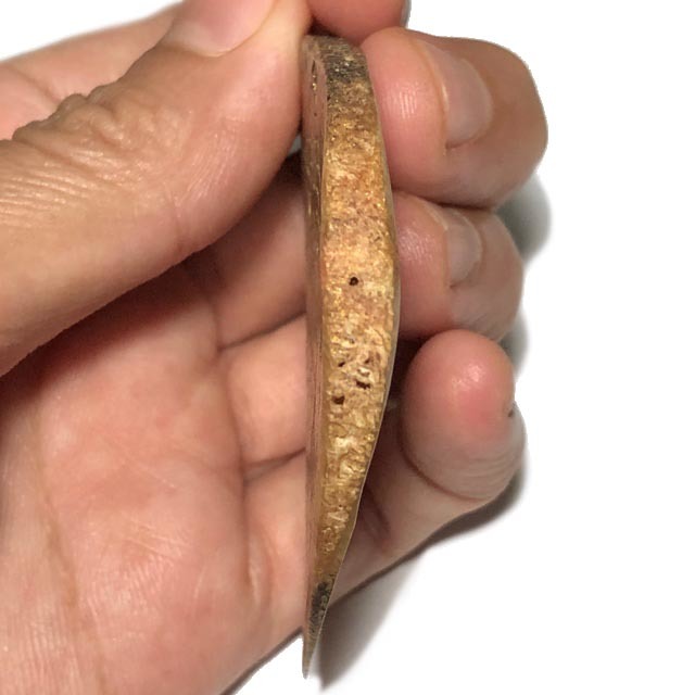 Ban Hneng Graduk Chang Pra Rahu Early Era Elephant Forehead Bone Carving 7x7 Cm Hand Inscriptions Luang Por Pina Free EMS