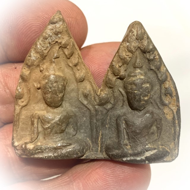 Pra Khun Phaen Kru Ban Krang Pim Plai Koo Twin Buddha Ancient 500 Years Old Sacred Clay Hiding Place Amulet