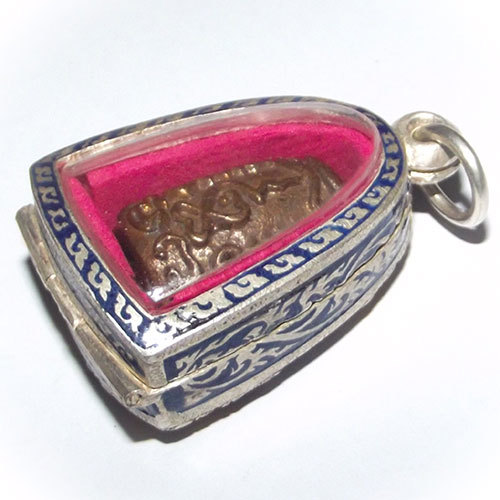 Pra Pid Ta Maha Ud Nuea Nava Loha with solid silver enamelled casing - Luang Por Niyom Wat Takian Tia - extremely rare!