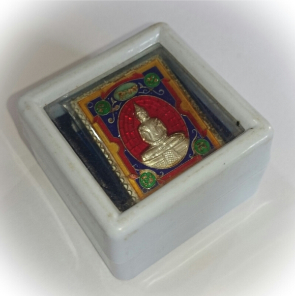 Rian Stamp Luang Por Sotorn (Red) - Nuea Galai Ngern Long Ya Benjarongk - Uposadha Building Edition 2539 BE