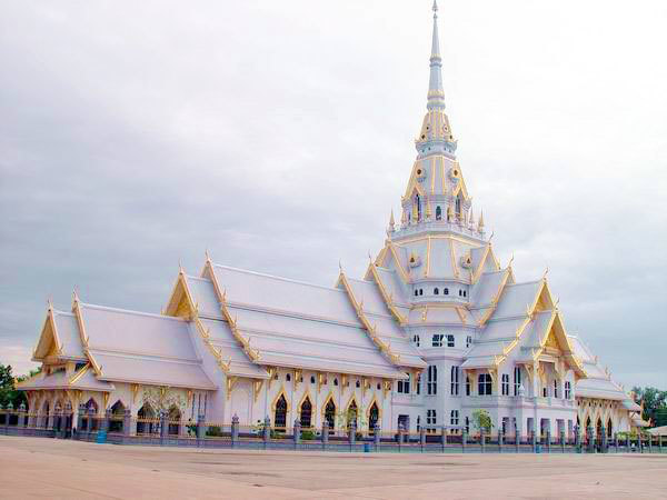 Rian Stamp Luang Por Sotorn (Blue) - Nuea Galai Ngern Long Ya Benjarongk - Uposadha Building Edition 2539 BE