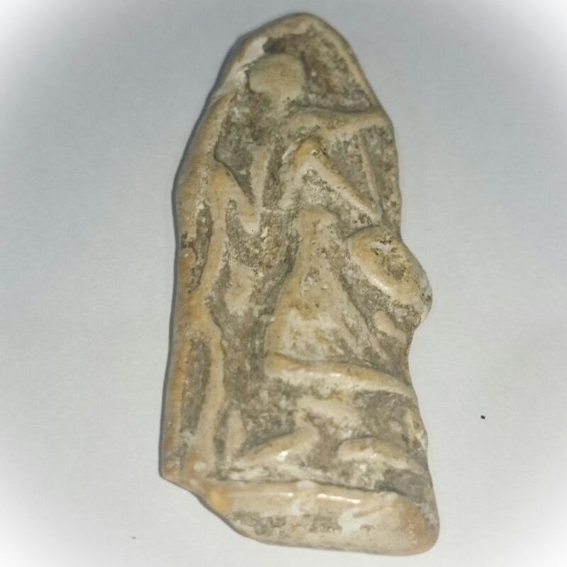 Pra Sivali - Walking Buddha Amulet - Nuea Din Pim Yai (Niyom) - Luang Por Guay Wat Kositaram (2448 - 2522 BE) 02642
