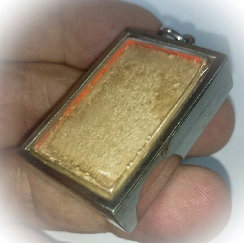 Pra Somdej Gao Chan Khang Na Buddha on 9 Tiered Dais Amulet Solid Gold Takrut 2543 BE 84th Birthday Edition - Luang Por Chern Wat Koke Tong (Ayuttaya)