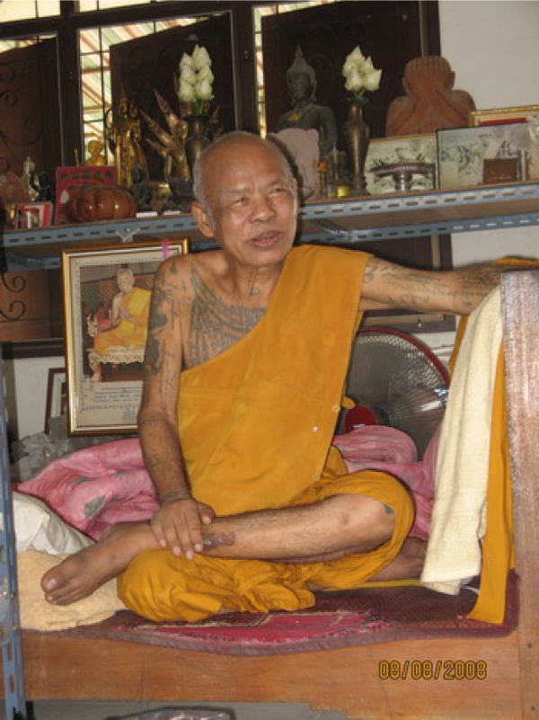 Pra Pong Luang Por Tuad Pim Yai 2549 BE - Nuea Wan Si Tao Hlang Yant Udtarang - Luang Por Niyom - Wat Takian Tia