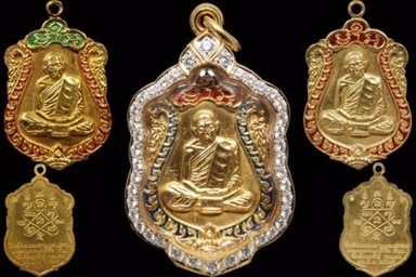 Somdej Nang Paya Chud Wat Pai Lom 2514 BE Pra Niyom Class Amulet - Nuea Pong Ya Wasana - Luang Phu Tim Wat Laharn Rai