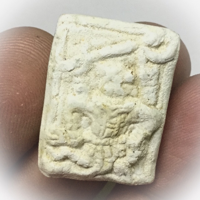 Hanuman See Gorn Hlang Roop Tai - Monkey God with Guru Monk Photo on Rear Face - Nuea Pong Pratat Pasom Poon - Luang Phu Doo Wat Sakae Hanuman See Gorn Hlang Roop Tai - Monkey God with Guru Monk Photo on Rear Face - Nuea Pong Pratat Pasom Poon - Luang Phu Doo Wat Sakae