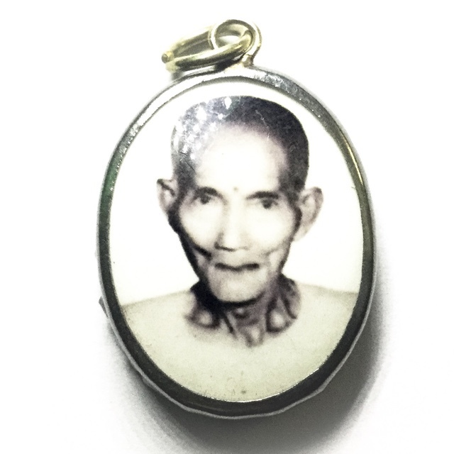 1st Edition Locket Ajarn Ah Pae Rong Si Ngow Kim Koi Hlang Yant Fa Pratan Porn 2519 BE Chinese Lay Master Amulet for Good Business, Karma + Anti Black Magick 02860