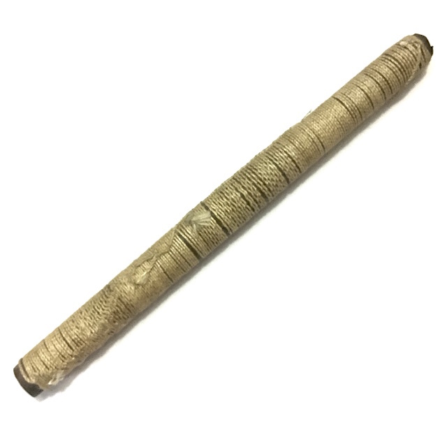 Takrut Tong Daeng Mad Chueak Khaw 5 Inches Long - Luang Por Mui - Wat Don Rai Takrut Tong Daeng Mad Chueak Khaw 5 Inches Long - Luang Por Mui - Wat Don Rai