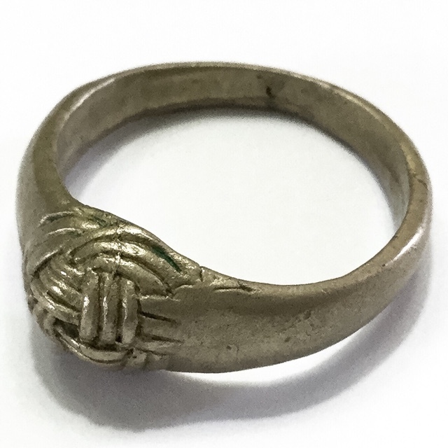 Hwaen Pra Pirord (Hwaen Dtakror) Magic Ring of Protection and Power Circa 2488 BE - Nuea Albaca - Luang Por Khwan Wat Ban Rai 02964