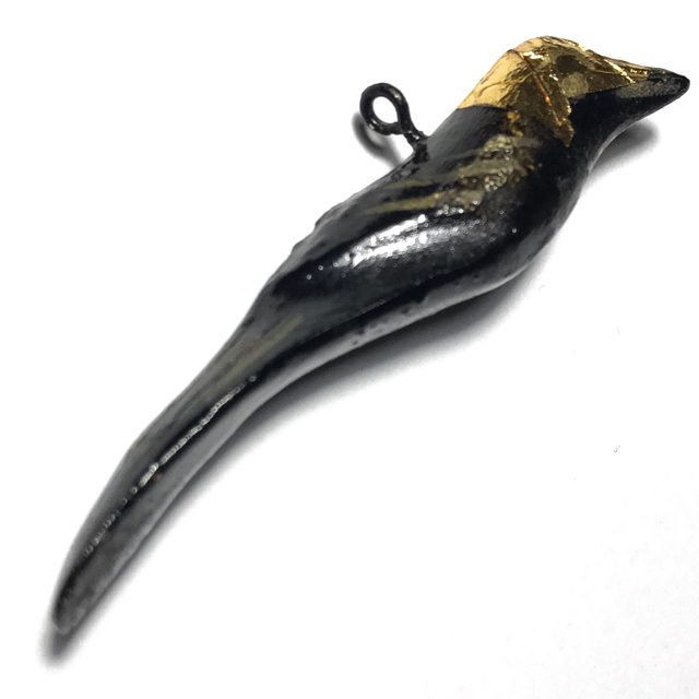 Nok Sariga Jik Sap Celestial Magpie Carved Sacred Deva Inhabited Treewood Animist Charm - Luang Por Kane - Wat Tham Khao Ito Nok Sariga Jik Sap Celestial Magpie Carved Sacred Deva Inhabited Treewood Animist Charm - Luang Por Kane - Wat Tham Khao Ito