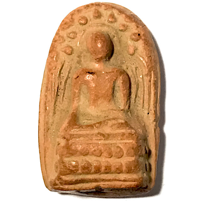 Pra Kong Lampun Clay Benjapakee Amulet - Nuea Din - Luang Por Guay Wat Kositaram 03191