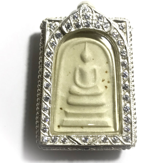 Pra Somdej Nuea Pong 2516 BE Silver Frame + Rhinestones Wat Sampant Wongs Shrineroom Building Edition - Luang Phu Waen Sujinno 03234