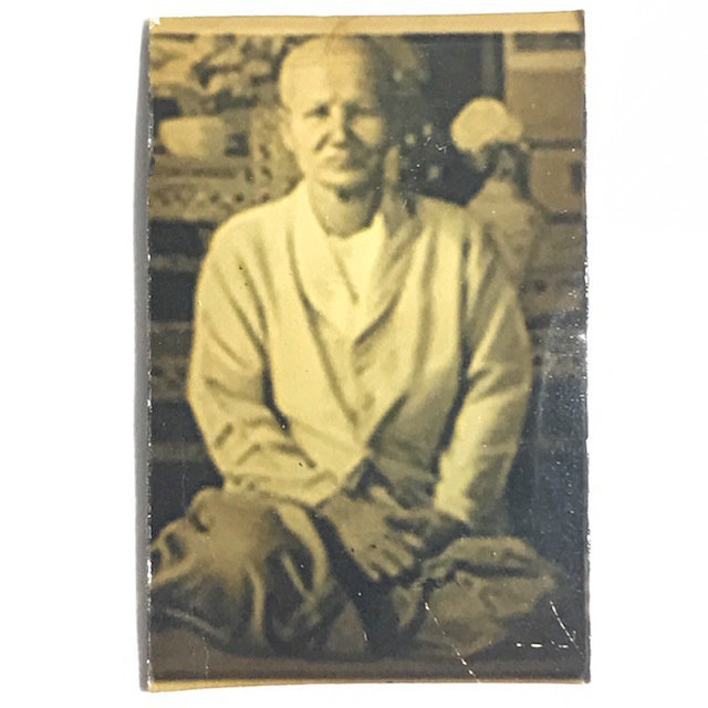 Roop Tai Gradat Hnang Gai Old Sacred Photo of The Buddhist Nun Kun Mae Chee Bun Ruean of Wat Awut Roop Tai Gradat Hnang Gai Old Sacred Photo of The Buddhist Nun Kun Mae Chee Bun Ruean of Wat Awut