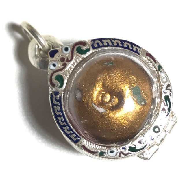 Look Om Pong Prai Kumarn Dtok Code 3 Niyom Ta Bronze Wanich 2517 BE Luang Phu Tim Issarigo