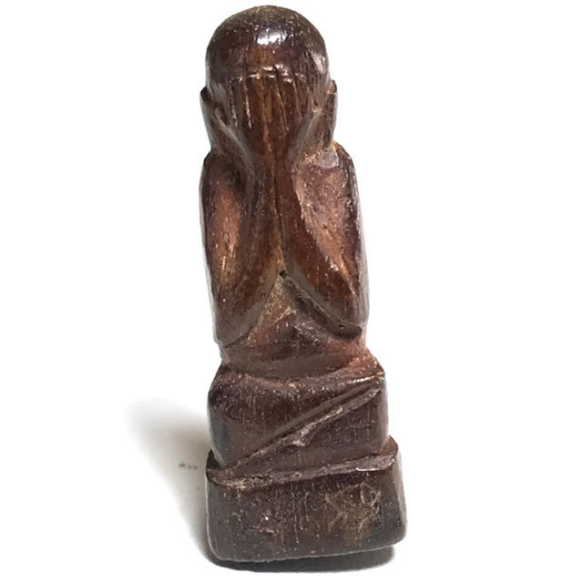 Pra Pid Ta Nuea Mai Payung Gae Siamese Rosewood Buddha Takrut in Base Luang Phu Rod Wat Bang Nam Won 03469