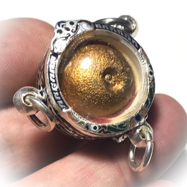 Look Om Pong Prai Kumarn Dtok Code 3 Niyom Ta Bronze Wanich Large 2 Cm Luang Phu Tim Released 2517 BE at Wat Po Sampant