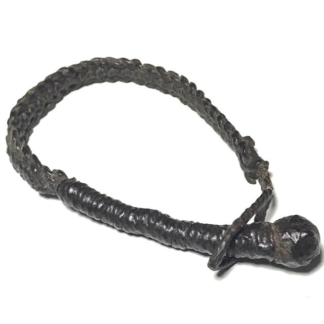 Prakot Khaen Pirod Warrior Armband of Invincibility Luang Por Muang Wat Ban Tuan Pre 2460 BE