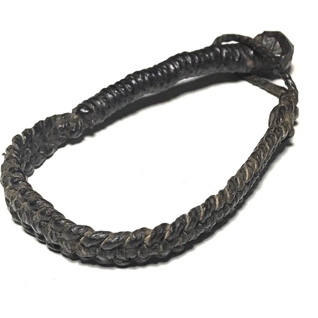 Prakot Khaen Pirod Warrior Armband of Invincibility Luang Por Muang Wat Ban Tuan Pre 2460 BE