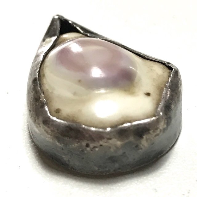 Bia Atithaan Sacred Shell Old Silver Frame Circa 2494 - 2498 Mae Chee Bun Ruean Wat Awut