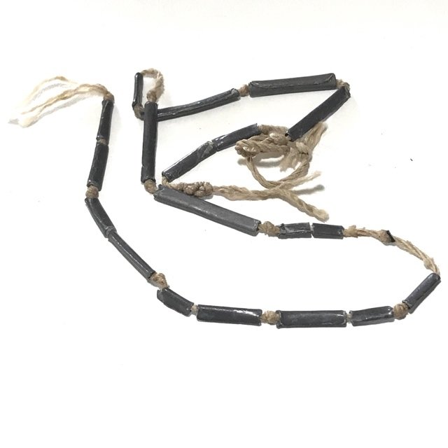 Chueak Takrut Sip Gao Dork 19 Leaden Yantra Scrolls on Cord Luang Por Mui Wat Don Rai