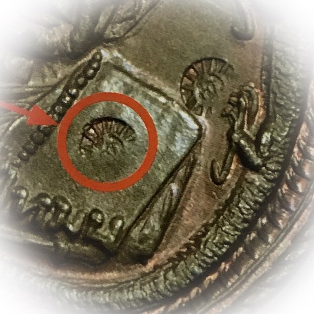 Rian Mangorn Koo Nuea Nava Loha Pim Pised Gammagarn Niyom 2x Code Ma 2543 BE Luang Phu Hmun Solid Gold Casing