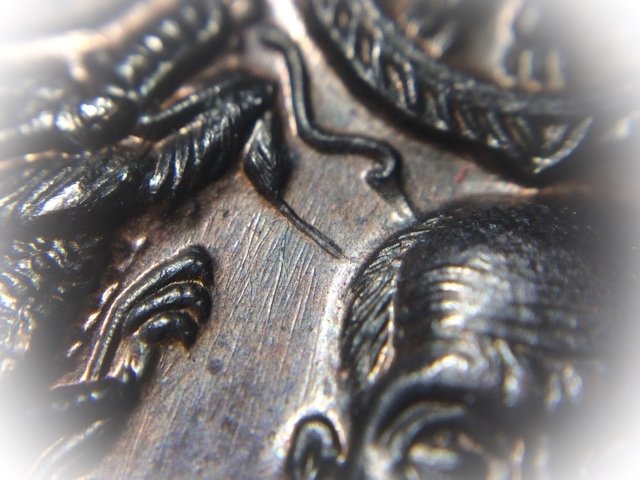 Rian Mangorn Koo Nuea Nava Loha Pim Pised Gammagarn Niyom 2x Code Ma 2543 BE Luang Phu Hmun Solid Gold Casing