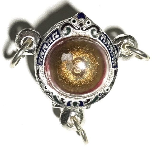 Look Om Pong Prai Kumarn Dtok Code 3 Niyom Ta Bronze Wanich Luang Phu Tim Released 2517 BE at Wat Po Sampant 03593