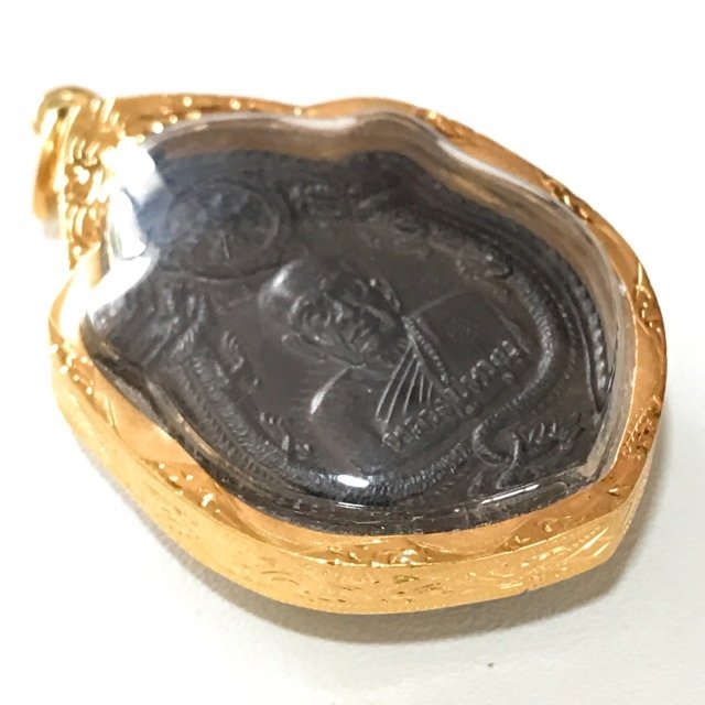 Rian Mangorn Koo Nuea Nava Loha Pim Pised Gammagarn Niyom 2x Code Ma 2543 BE Luang Phu Hmun Solid Gold Casing