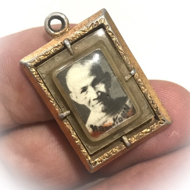 Locket Roop Tai 3 Takrut Sam Kasat 2510 BE Amulet for Protection, Prosperity and Mercy Charm Luang Por Mum Wat Prasat Yer