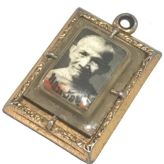 Locket Roop Tai 3 Takrut Sam Kasat 2510 BE Amulet for Protection, Prosperity and Mercy Charm Luang Por Mum Wat Prasat Yer