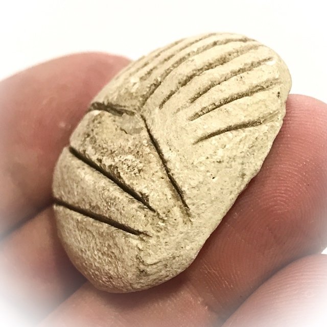 Pra Pid Ta Putto Nuea Poon Sek Pim Yai Extremely Rare Amulet Mae Chee Bun Ruean Wat Awut