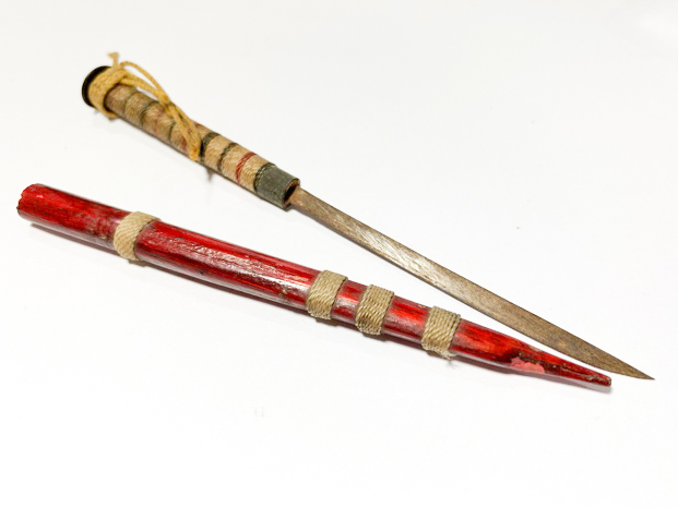 Meet Daab Lek Akom Ritual Spirit Knife Thai Flag Cord Hilt & Sinjana Cord spellbound wrapped sheath 6 Inches - Luang Por Tob