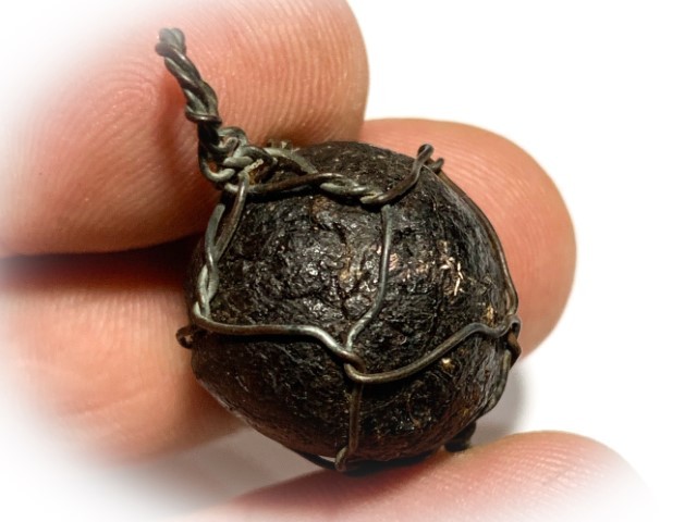 Look Om Yai Ying Mai Ork Nuea Krang Grachao Ngern Early Era With Authenticity Certificate Luang Por Tong Sukh 2470 BE