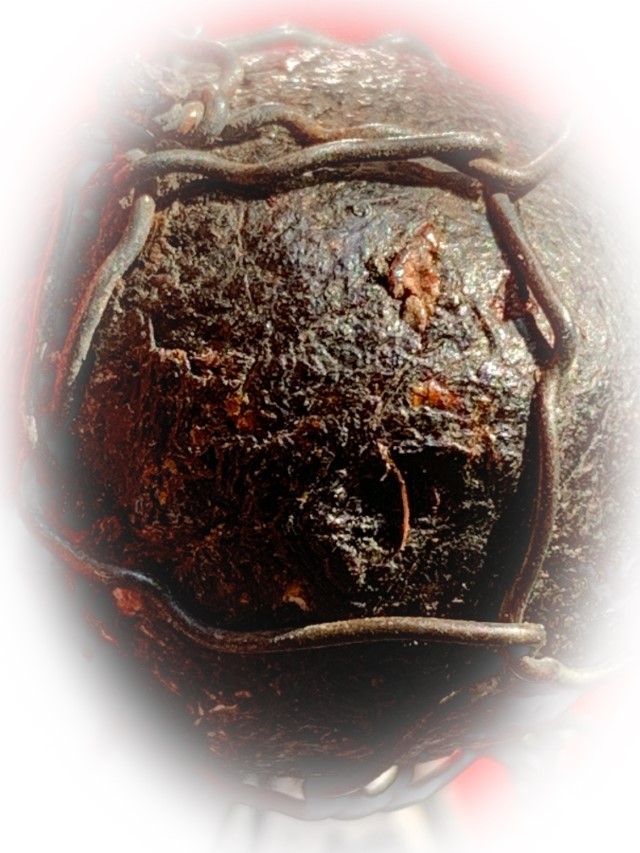 Look Om Yai Ying Mai Ork Nuea Krang Grachao Ngern Early Era With Authenticity Certificate Luang Por Tong Sukh 2470 BE